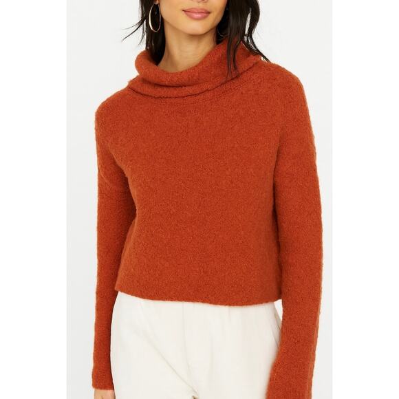 Free People Stormy Turtleneck Sweater Small Rust Burnt Orange Cropped - Picture 1 of 8